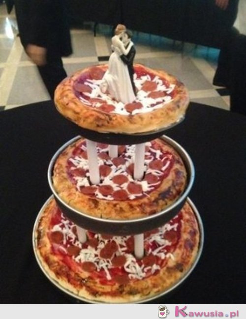 Piętrowa torto-pizza