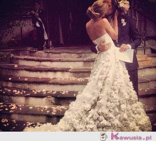 Co za suknia ślubna