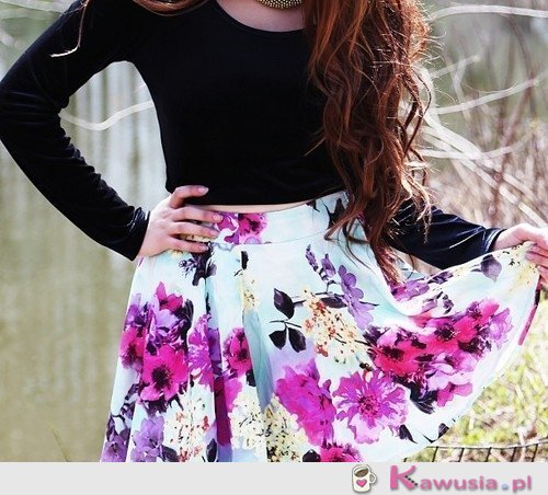 Kwiecista spódniczka