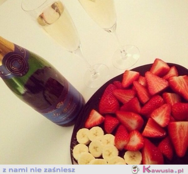 Szampan truskawki