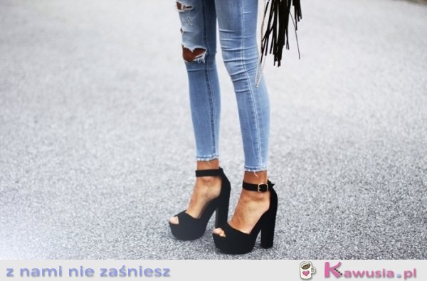 Heeled sandals