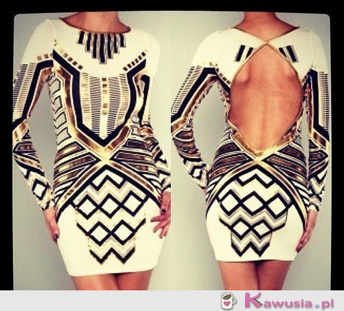 Niesamowita sukienka