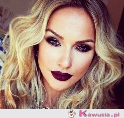 Bordo make up