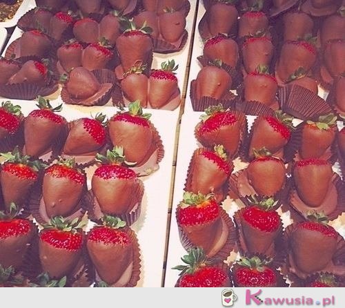 Truskawki w czekoladzie omnomnom