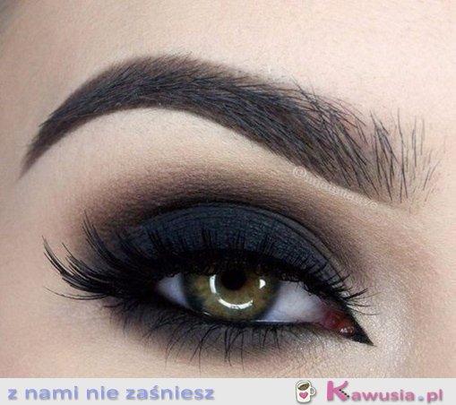 Smoky eye