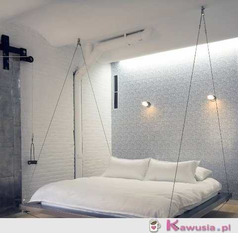 Super podwieszane ł&oacute;żko