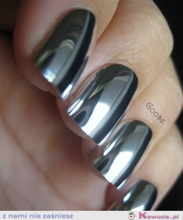 Niezwykłe paznokcie