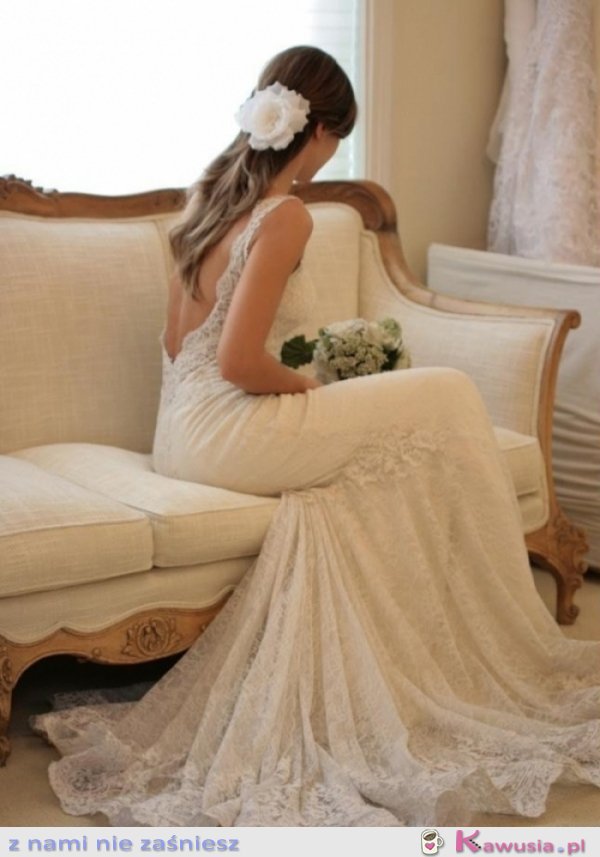 Piękna suknia ślubna