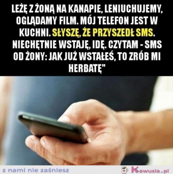 Leżę z żoną na kanapie