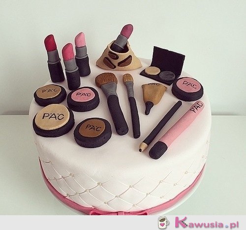 Makeup cake