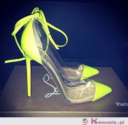 Neonowe Louboutin'y