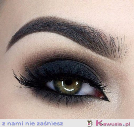 Smoky eye