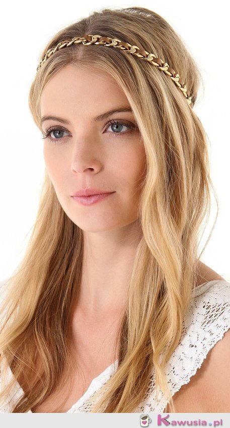 Biżuteria we włosach