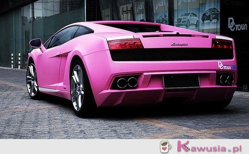 Różowe Lamborghini