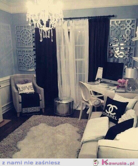 Glam room