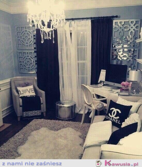 Glam room
