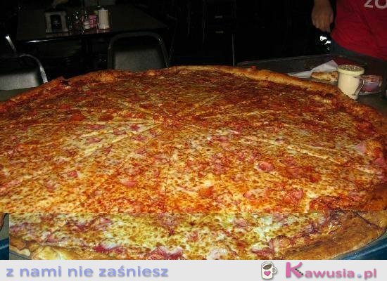 Ogromna pizza