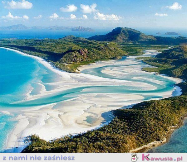 Fascynująca biała plaża w Australii