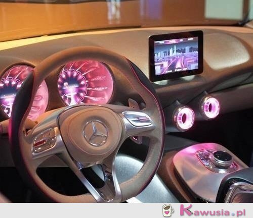 Niesamowite wnętrze Mercedesa
