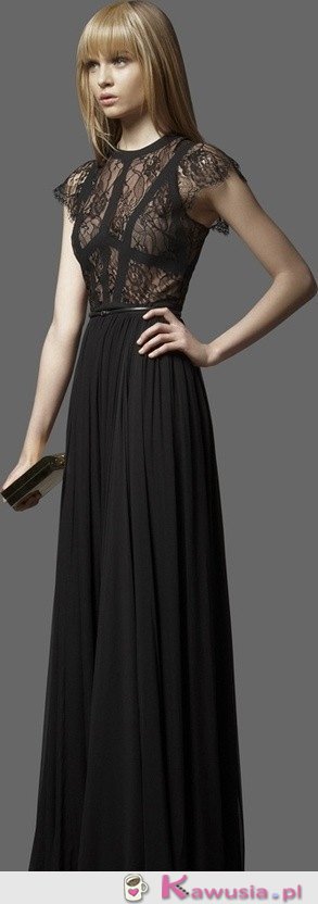 Piękna czarna suknia