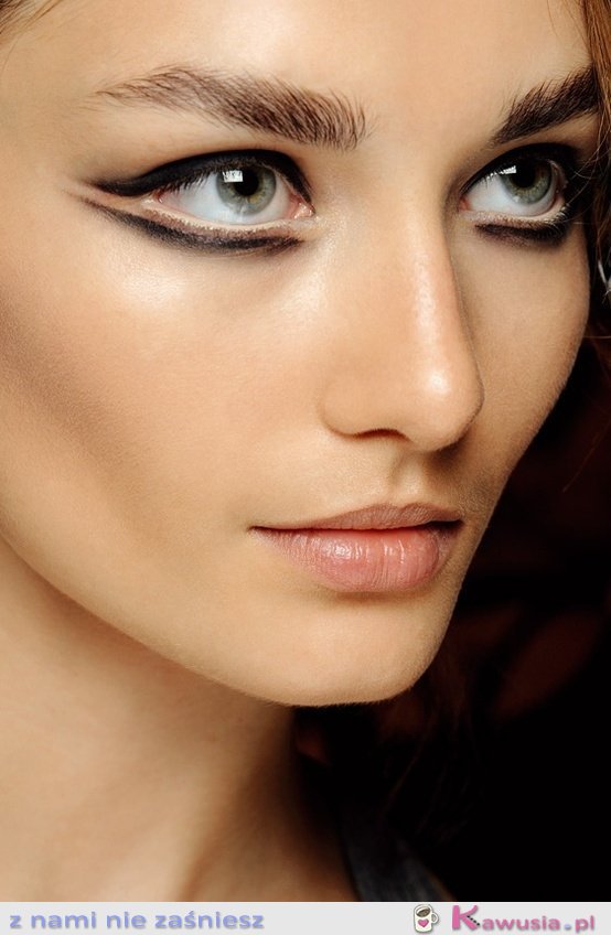 Świetny oryginalny makijaż