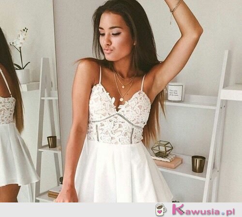 Wow niezła sukienka