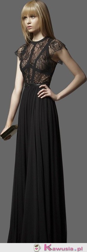 Piękna czarna suknia