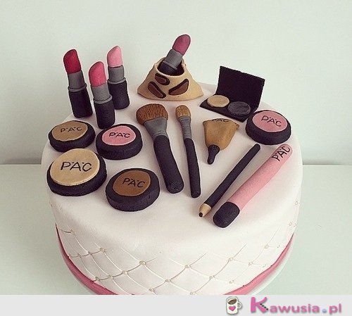 Makeup cake