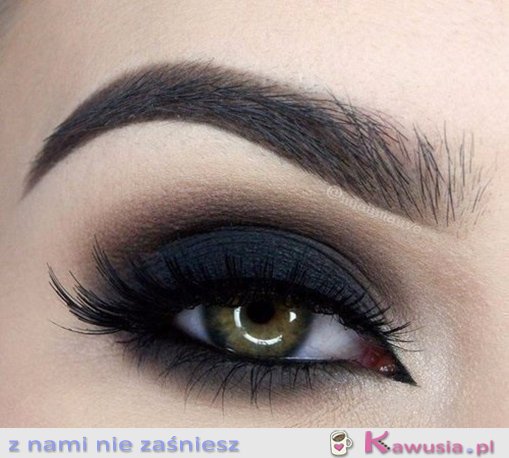 Smoky eye