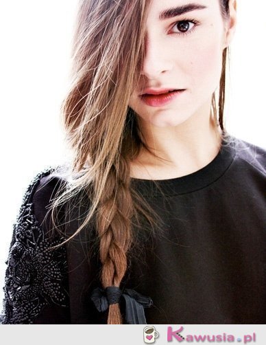 Śliczna fryzurka warkoczyk