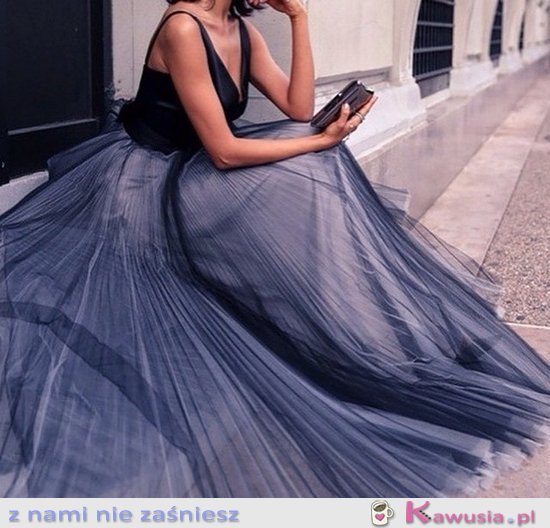 Navy maxi