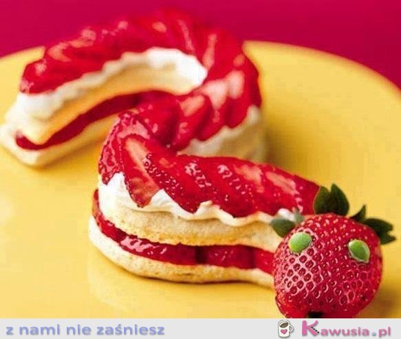Truskawkowy wąż