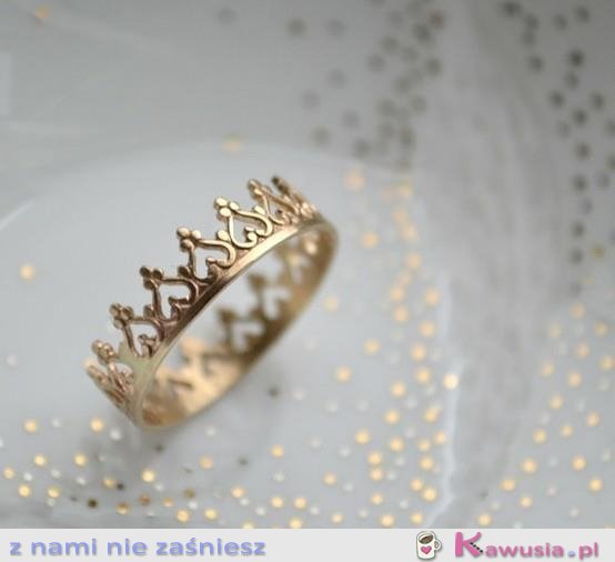 Oryginalny pierścionek