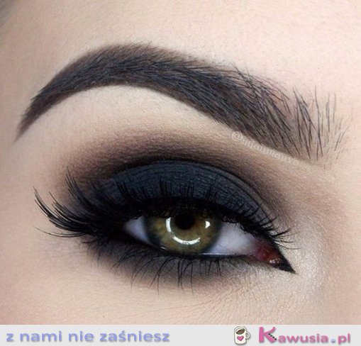 Smoky eye