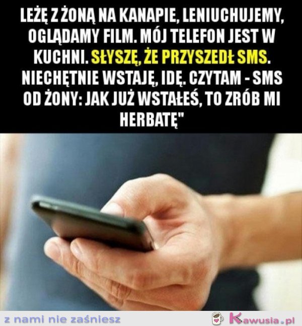 Leżę z żoną na kanapie