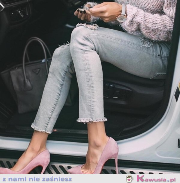 Pastel casual look