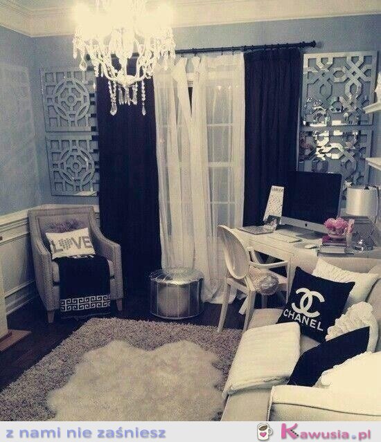 Glam room