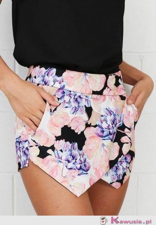 Asymetryczne spodenki floral