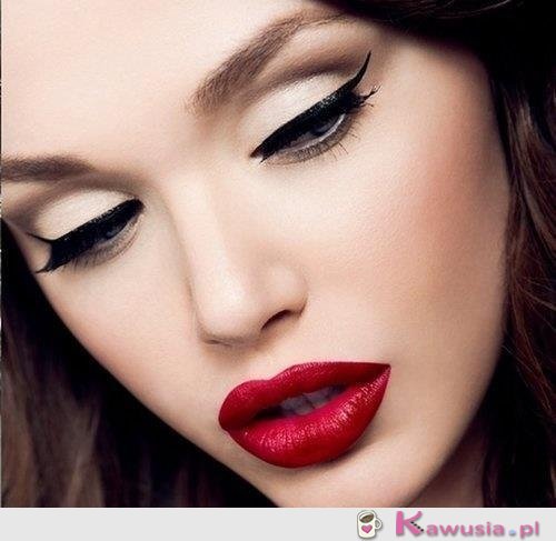 Perfekcyjny makijaż
