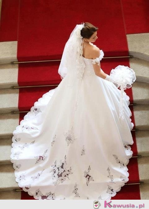 Prześliczna suknia ślubna
