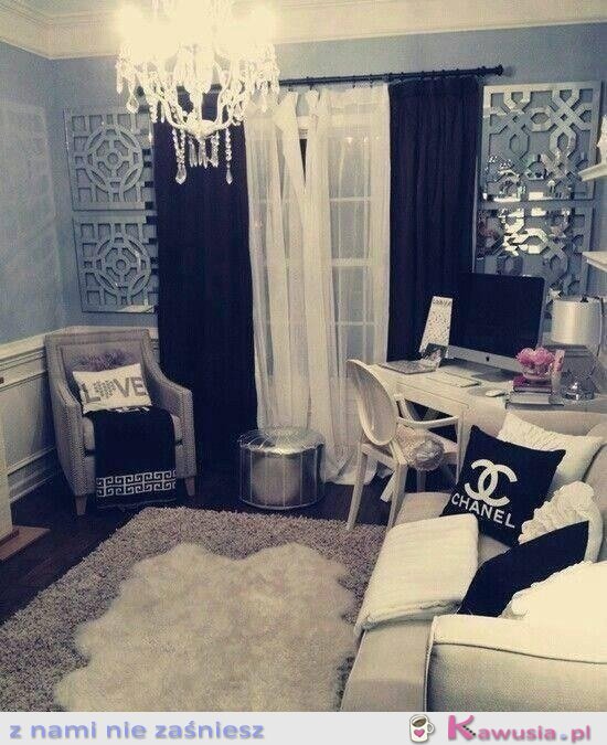 Glam room