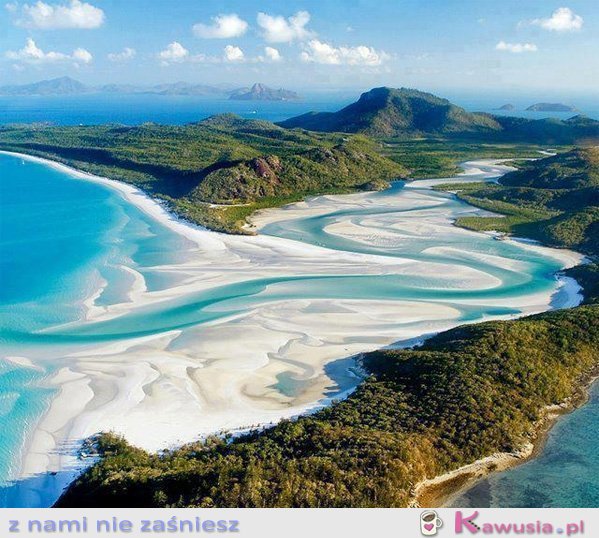 Fascynująca biała plaża w Australii