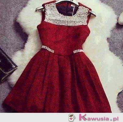 Przecudna czerwona sukienka