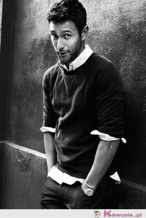 Noah Mills