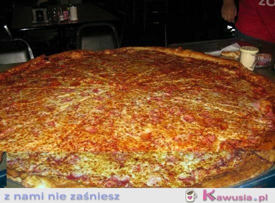 Ogromna pizza