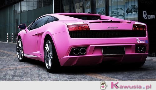 Różowe Lamborghini