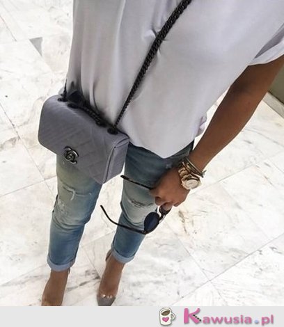 Szaro-biała stylizacja